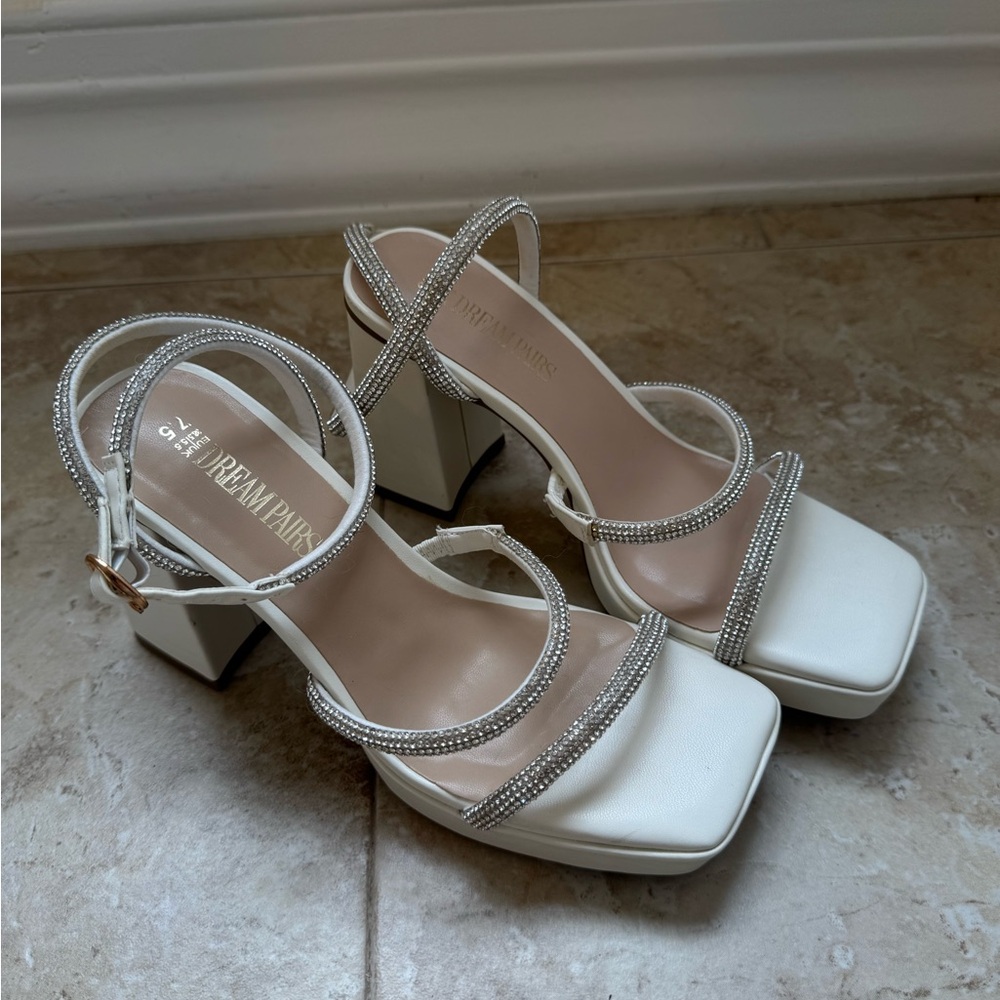 Dream Pairs White Rhinestone Strappy Block Heel Sandals